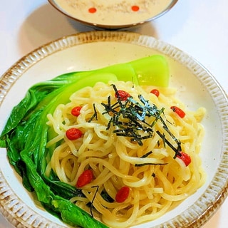 夏は冷やし中華だけじゃない！豆乳冷やし坦々つけ麺